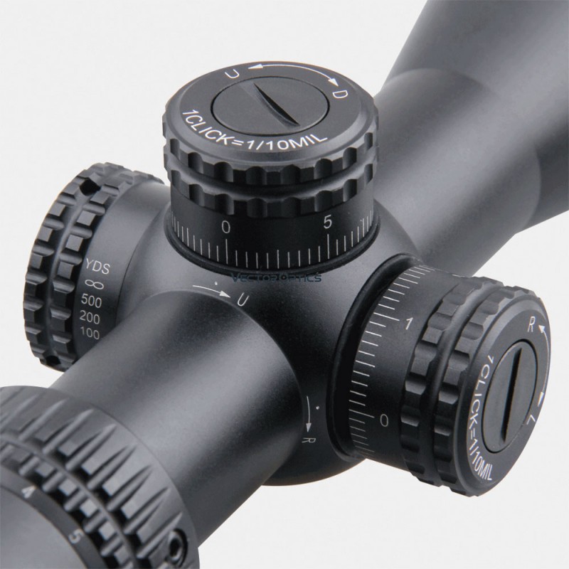 SCOM-24 Lunette de visée compacte Veyron 3-12x44 SFP