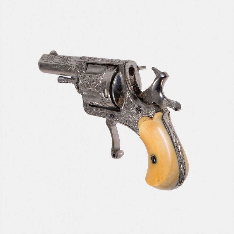 A1508B Beau Petit Révolver Gravé Belge Cal. 320