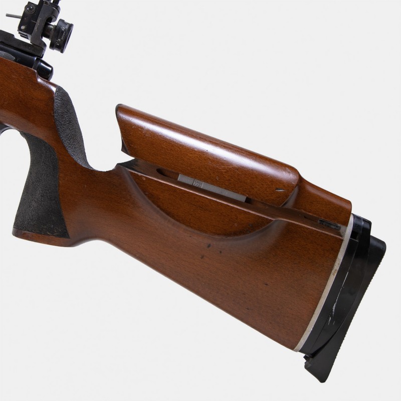 A1874 Anschutz Super Match Mod. 1813 Cal .22 LR