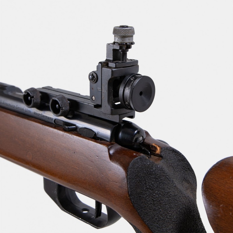 A1874 Anschutz Super Match Mod. 1813 Cal .22 LR